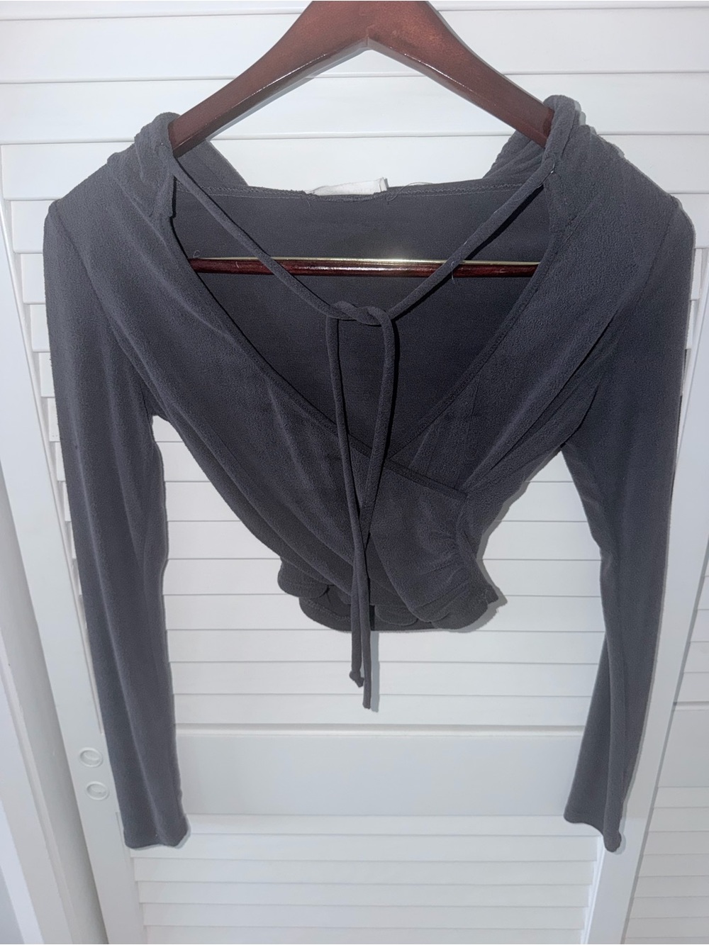 Honey Punch Charcoal Gray Wrap Long Sleeve Hooded Tie Top NWOT